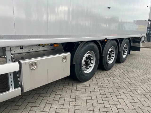 Knapen Trailers K100 - 92m3 Zijwandbeschermzeil 10mm *huren / leasen* - Image 13