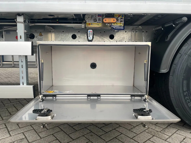 Knapen Trailers K100 - 92m3 Zijwandbeschermzeil 10mm *huren / leasen* - Image 15