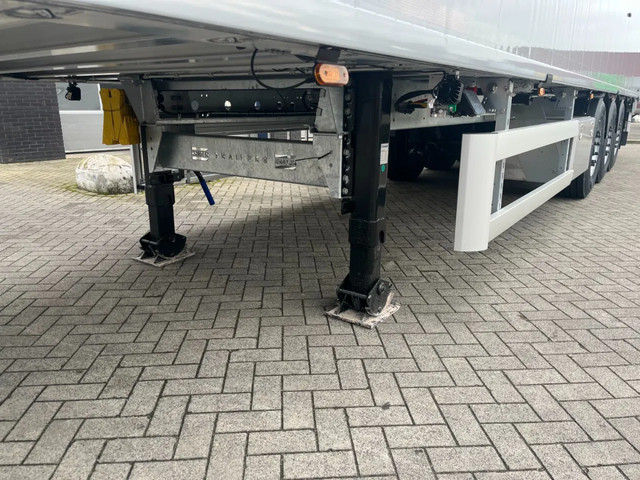 Knapen Trailers K100 - 92m3 Zijwandbeschermzeil 10mm *huren / leasen* - Image 17