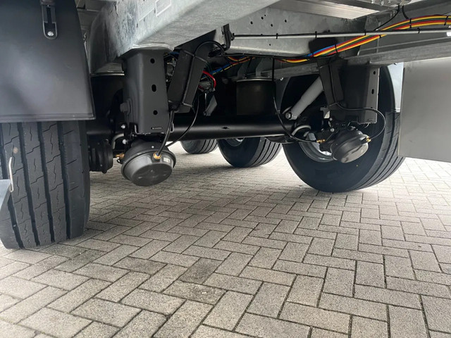 Knapen Trailers K100 - 92m3 Zijwandbeschermzeil 10mm *huren / leasen* - Image 19