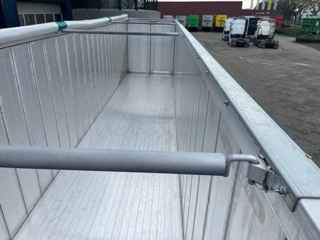 Knapen Trailers K100 - 92m3 Zijwandbeschermzeil 10mm *huren / leasen* - Image 21