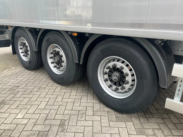 Knapen Trailers K100 - 92m3 Zijwandbeschermzeil 10mm *huren / leasen* - Image 6
