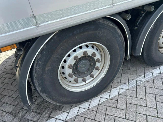Bulthuis TAWA01 - 92m3 Liftachse Agrar - Image 11